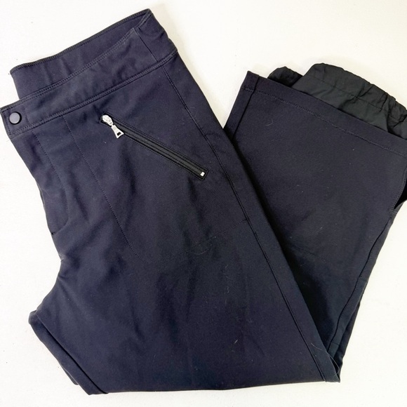 Nike Dri-FIT Black Capri Jogger Pants – Women’s Size Small (4–6) - Picture 1 of 10